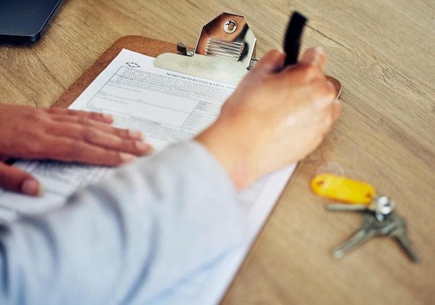 Umową o wykonanie usług remontowych – kluczowe elementy i wzory