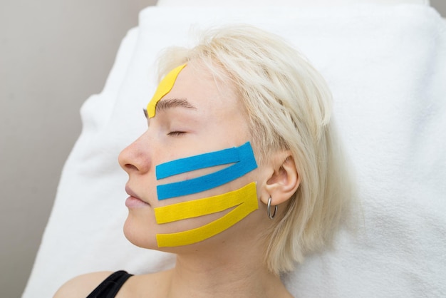 Sypialnia z lamelami dla komfortowego wystroju wnętrza